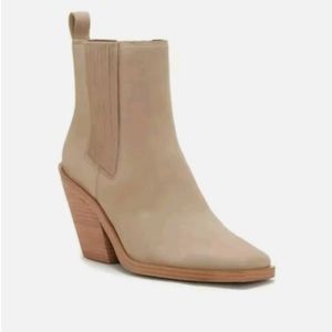 Vince Camuto Women's Amtinda Square Toe Booties Size 10M